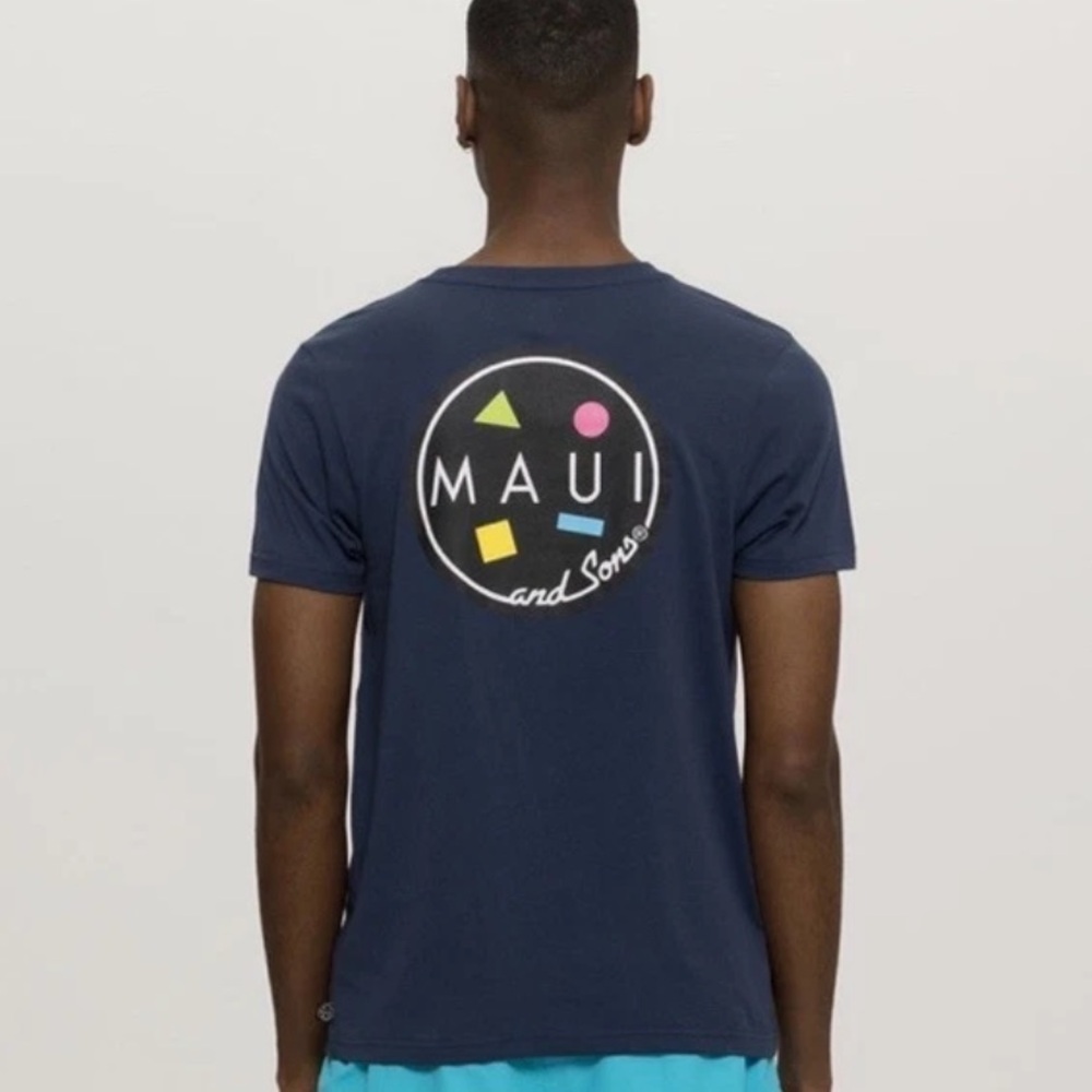 NWT MENS MAUI AND SONS NAVY BLUE T-SHIRT SIZE MEDIUM, LARGE and XTRA LARGE